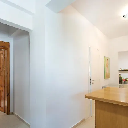 Penelope Downtown Apartment